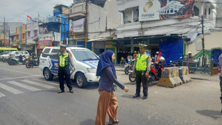Personil Polsek Semampir Lakukan Patroli KRYD dalam Rangka Ops. Mantab Praja Semeru 2024