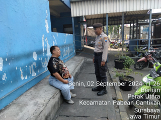 Sat Samapta Polres Pelabuhan Tanjung Perak Gelar Patroli Dialogis di Jalan Prapat Kurung