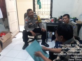 Bhabinkamtibmas Perak Barat dan Kasi Trantibbang Sambangi Warga, Sampaikan Himbauan Kamtibmas