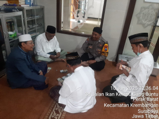 Bhabinkamtibmas Perak Barat Laksanakan Sambang dan Jum’at Darling di Masjid Roudlotul Jannah
