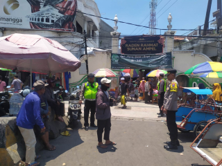 Polsek Semampir Laksanakan Patroli Keamanan Antisipasi Kerawanan di Wisata Religi Ampel