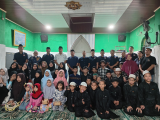 Satresnarkoba Polres Pelabuhan Tanjung Perak Buka Bersama Dan Santuni Anak Yatim di Panti Asuhan Rodhiyatul Jannah.