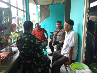 Bhabinkamtibmas Wonokusumo Bersama Babinsa Laksanakan Sambang Warga, Imbau Anak Tidak Keluar Malam Hari