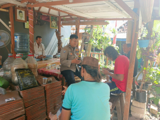 Bhabinkamtibmas Pegirian Laksanakan Cangkrukan Bersama Warga, Himbau Takbiran Aman dan Sholat Idul Adha Sesuai Aturan