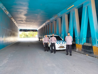 Patroli Polsek Kenjeran Antisipasi 3C di Underpass Jembatan Suramadu
