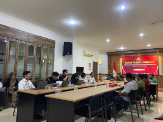 KPU Kota Surabaya Gelar Rapat Pleno Terbuka Rekapitulasi Pemutakhiran Data Pemilih Triwulan II Tahun 2025