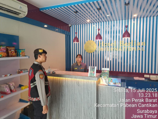 Patroli Dialogis Unit Pam Obvit Sat Samapta di Hotel Berlian, Antisipasi Kerawanan Kamtibmas