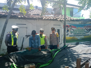 Patroli Harkamtibmas dan Pemantauan Ketahanan Pangan di Kampung Tangguh Sidotopo