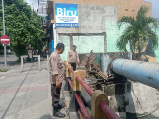 Patroli Krembangan Antisipasi 3C dan Pengecekan Pompa Air di Jalan Demak Surabaya