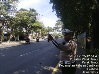 Satlantas Polres Tanjung Perak Gelar Patroli dan Pemantauan Lalu Lintas dalam Rangka Operasi Patuh Semeru 2025