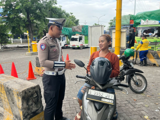 Satlantas Polres Pelabuhan Tanjung Perak Gelar Sosialisasi Tatap Muka Tertib Berlalu Lintas