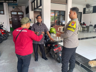 Bhabinkamtibmas Wonokusumo Sambangi Lurah dan Ketua RW 07, Sampaikan Imbauan Kamtibmas