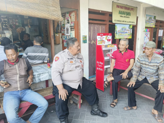 Patroli dan Sambang di Wilayah Tambak Asri oleh Personel Polsek Krembangan