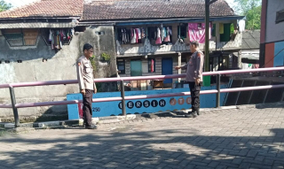 Polsek Krembangan Laksanakan Patroli Harkamtibmas dan Pengecekan Debit Air