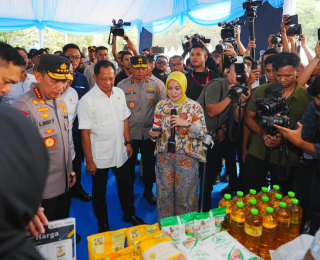 Kapolri Hadiri Kick Off GPM Serentak se-Indonesia, 2.424 Ton Beras SPHP Disalurkan ke Masyarakat Hari Ini
