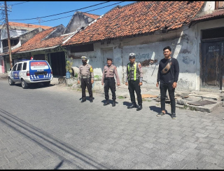 Patroli Harkamtibmas Polsek Semampir di Jalan Petukangan