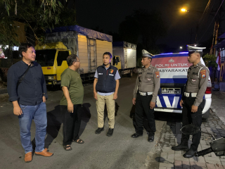 Polsek Krembangan Gelar Patroli Malam Antisipasi 3C di Jalan Rembang Selatan