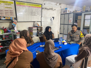 Bhabinkamtibmas Wonokusumo Himbau Ibu-Ibu Jaga Anak dari Pergaulan Malam