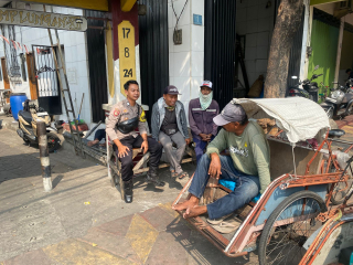 Bhabinkamtibmas Ampel Gelar Dialogis dengan Warga untuk Cegah Curanmor dan Kenakalan Remaja