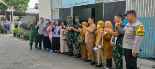 Tiga Pilar Kecamatan Semampir Hadiri Monitoring dan Pantauan Program Makan Bergizi Gratis di Dapur MBG Sidotopo