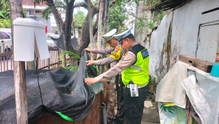 Polsek Semampir Laksanakan Patroli Harkamtibmas di Pos Kamling Kampung Tangguh Sidotopo