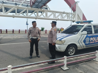 Polsek Kenjeran Amankan Jembatan Suroboyo Lewat Patroli Antisipasi 3C