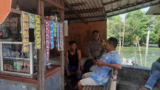 Bhabinkamtibmas Morokrembangan Lakukan Sambang dan Himbauan Kamtibmas ke Ketua RT