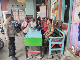 Sambang Personel Polsek Krembangan Ajak Warga Babadan Rukun Jaga Kamtibmas dan Waspada Genangan