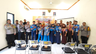 Pembekalan Polisi Siswa di Polsek Krembangan, Dibekali Materi Kamtibmas hingga Pencegahan Kenakalan Remaja