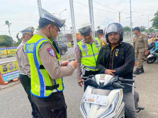 Operasi Kepolisian Gabungan di Pos Suramadu Perketat Pemeriksaan Kendaraan Antisipasi Kejahatan 3C