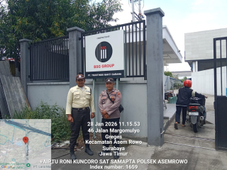 Patroli Dialogis Polsek Asemrowo di Kawasan Pergudangan Margomulyo Antisipasi Kerawanan 3C