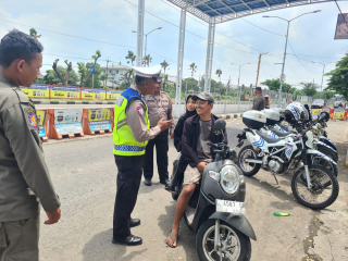Satlantas Polres Pelabuhan Tanjung Perak Gelar Sosialisasi Tatap Muka Ops Keselamatan Semeru 2026