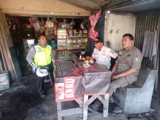 Satlantas Polres Pelabuhan Tanjung Perak Gelar Sosialisasi Tatap Muka Tertib Berlalu Lintas