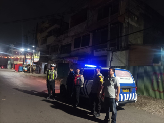 Patroli Rutin Polsek Pabean Cantikan di Kalimati Wetan Antisipasi Kerawanan 3C