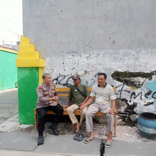 Bhabinkamtibmas Ujung Sambang Warga Sawahpulo SR Sampaikan Imbauan Kamtibmas