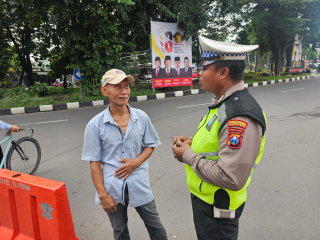 Satlantas Polres Pelabuhan Tg.Perak Laksanakan Sosialisasi Tatap Muka, Tingkatkan Kesadaran Tertib Lalu Lintas