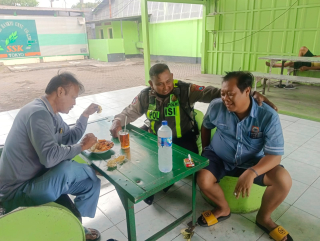 Satlantas Polres Pelabuhan Tanjung Perak Laksanakan Sosialisasi Tatap Muka Tingkatkan Kesadaran Tertib Berlalu Lintas