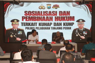 Polres Tanjung Perak Gandeng Pakar Unair Bedah KUHP dan KUHAP.