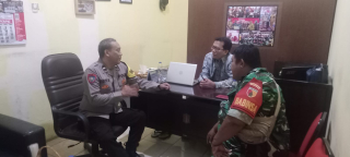 Bhabinkamtibmas Kelurahan Ujung Sambang Lurah, Perkuat Sinergi Jaga Kamtibmas