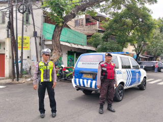 Polsek Pabean Cantikan Patroli di Simpang Jalan Jagalan–Bunguran Antisipasi 3C dan Pelanggaran Lalu Lintas