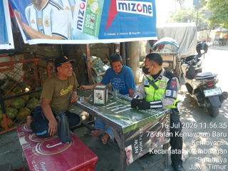 Satlantas Polres Pelabuhan Tanjung Perak Gelar Sosialisasi Tatap Muka, Tingkatkan Kesadaran Tertib Berlalu Lintas