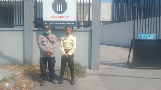 Polsek Asemrowo Patroli Dialogis di Pergudangan Margomulyo, Antisipasi Kerawanan 3C