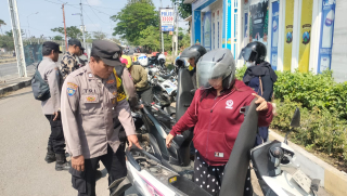 Polres Pelabuhan Tanjung Perak Gelar Operasi Kepolisian di Pos Suramadu, Antisipasi 3C dan Pelanggaran Lalu Lintas