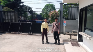 Polsek Asemrowo Patroli Pergudangan Margomulyo, Antisipasi Gangguan Kamtibmas dan Kejahatan 3C