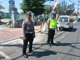 Polsek Semampir Perketat Patroli Harkamtibmas di Terminal Religi Sunan Ampel, Antisipasi 3C dan Parkir Liar