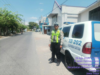 Polsek Pabean Cantikan Patroli Kamtibmas di Jalan Kalimas Barat, Antisipasi 3C