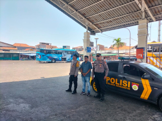 Polsek Semampir Patroli Terminal Religi Sunan Ampel, Antisipasi 3C