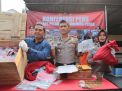 Dua Pengedar Dollar Palsu Tak Berdaya Ditangkap Polres Tanjung Perak