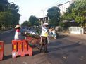 Antisipasi Keberangkatan Pekerja, Satlantas Polres Tanjung Perak Atur Lalu Lintas Pagi