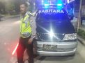 Unit Sabhara Polsek Krembangan Pantau Situasi Kamtibmas di Jalan Demak